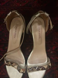 Venus Steps Heels