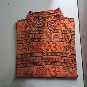 Om T-shirt