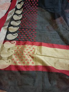 Elegant Black &amp; Red Saree 🖤💥