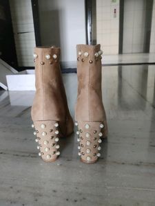 Beige Beaded Boots In Suede.