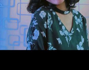 Floral Print Choker Top