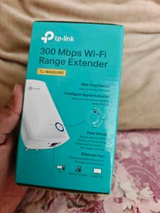 TP-Link Network Repeater (Brand New- Unused)