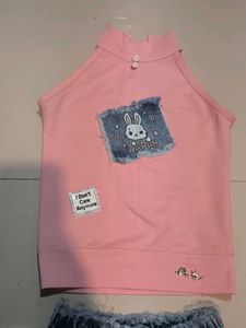 4-5 Year Old Girls Fancy Top And Shorts Set