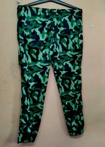 ADSHL Men Solid Green Army Track Pant
