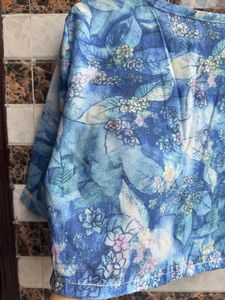Blue Floral Crop Top