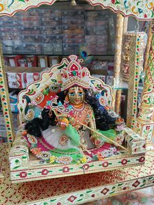 8no Laddugopal Complete Set