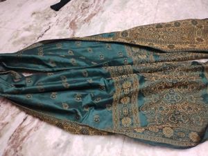Elegant Green Scarf