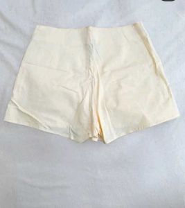 Off White Mini Skorts