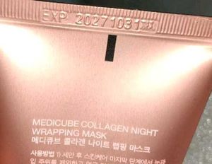Medicube Collagen Overnight Wrapping Peel Off Mask