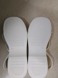 New Zudio White Wedges