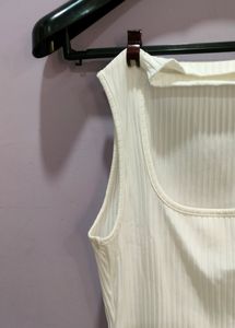 Chocker Neck Tank Top