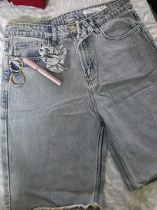 Light Wash Denim Jeans