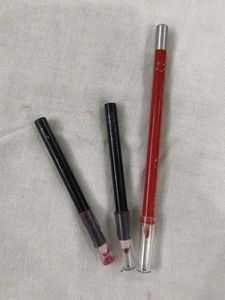 3 lipliner, 2 eyeliner, brow shadow, lash curler