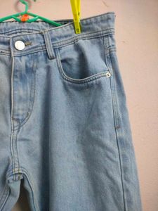 Zara Light Wash Jeans