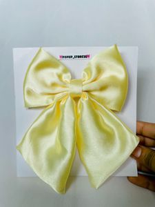 Branded Tail Bow Clips