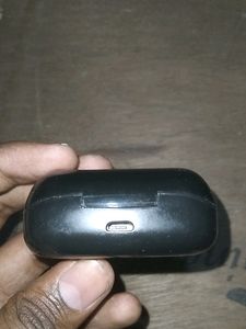 EARBUDS Bluetooth