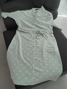 Light Green Colour With White Circles Design