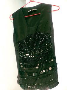 Black Sequined Sleeveless Top
