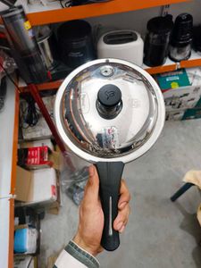 Elite Shine 3 L Induction Bottom Pressure Cooker