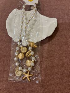 Pearl &amp; Shell Necklace