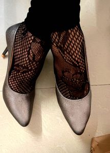 Carlton London Heels