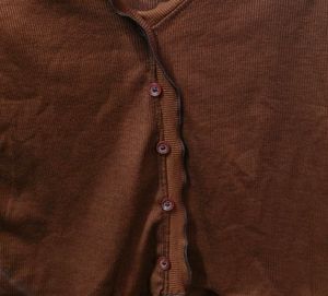 Brown Top 🤎