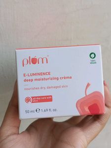 Plum E luminence Deep Moisturising Creme