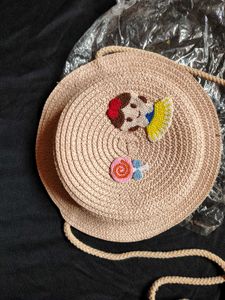 Printeresty Cute Sling Bag With Closure