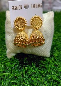 Golden Jhumka