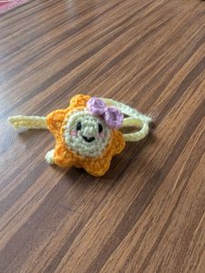 Crochet Star Rakhi For Your Little Siblings
