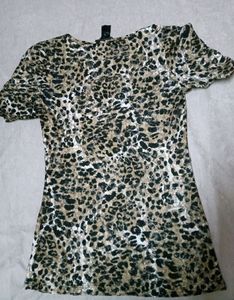 Leapord Print/Net Tshirt For Girls/Women