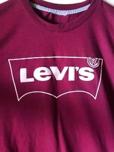 Levis Tshirt
