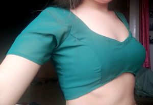 Free Delivery Georgette Knotted Blouse