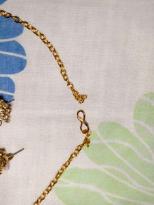 Sparkling Necklace &amp; Earring Set