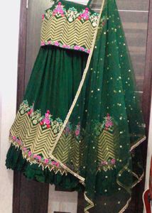 Elegant Mehndi Lehenga Choli with Dupatta