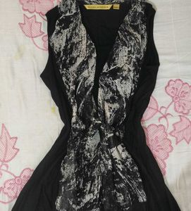 Chic Black Y2k Style Top