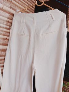 Beautiful White Flared Pant💞