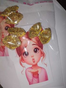 Sparkly Gold Bow