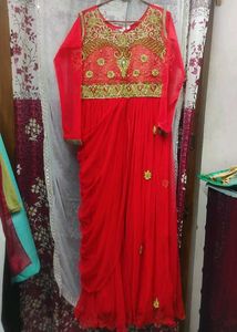 Heavy Party Wear Gown With Side Frill ❤️