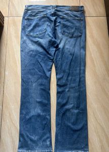 BOOTCUT JEANS