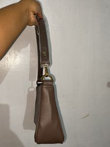 Classic Shoulder Bag