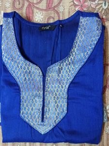 A dark Navy Blue colour Straight Cut kurti 🤍