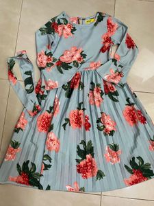 kids Floral Pleated Frock(8-9)