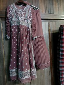 Sale❗❗ 🌸 Elegant Mauve Anarkali Set 🌸