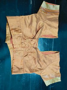 Bronze Colored Blouse 💖