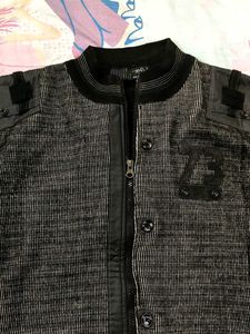 Men&#39;s Pullover Front Full Zipper size 38