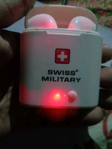 Swiss Military Wireless Earbuds no bettery