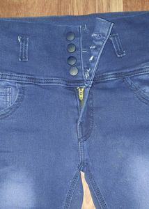 High Waisted Dark Blue Jeans