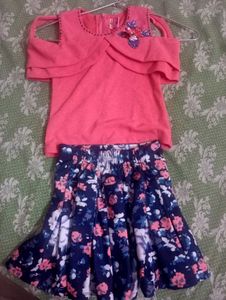 Cute Coral Cold Shoulder Top