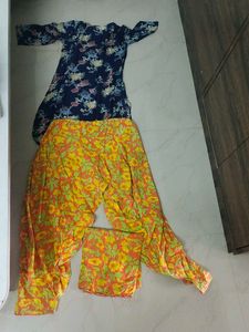 Floral Print Salwar Kameez Suit